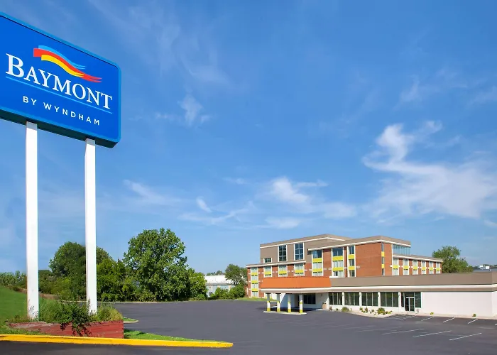 Hotel near College: 131 Hotel-Plaza