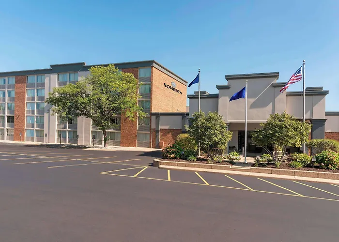 Sonesta Grand Rapids Airport